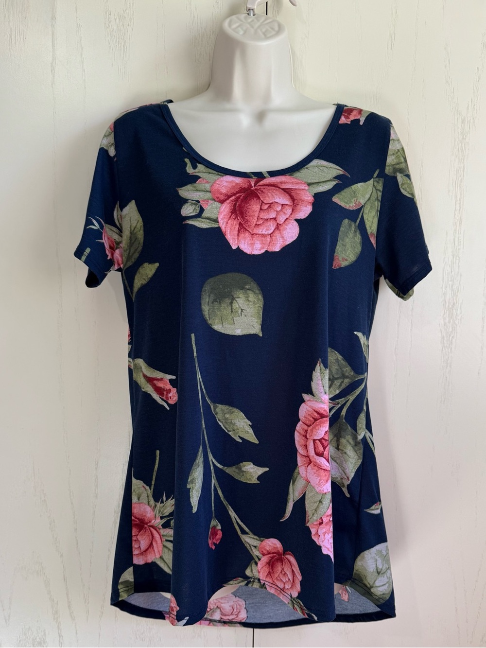 LuLaRoe Navy Short Sleeve Scoop Neck Top with Pink Floral Print